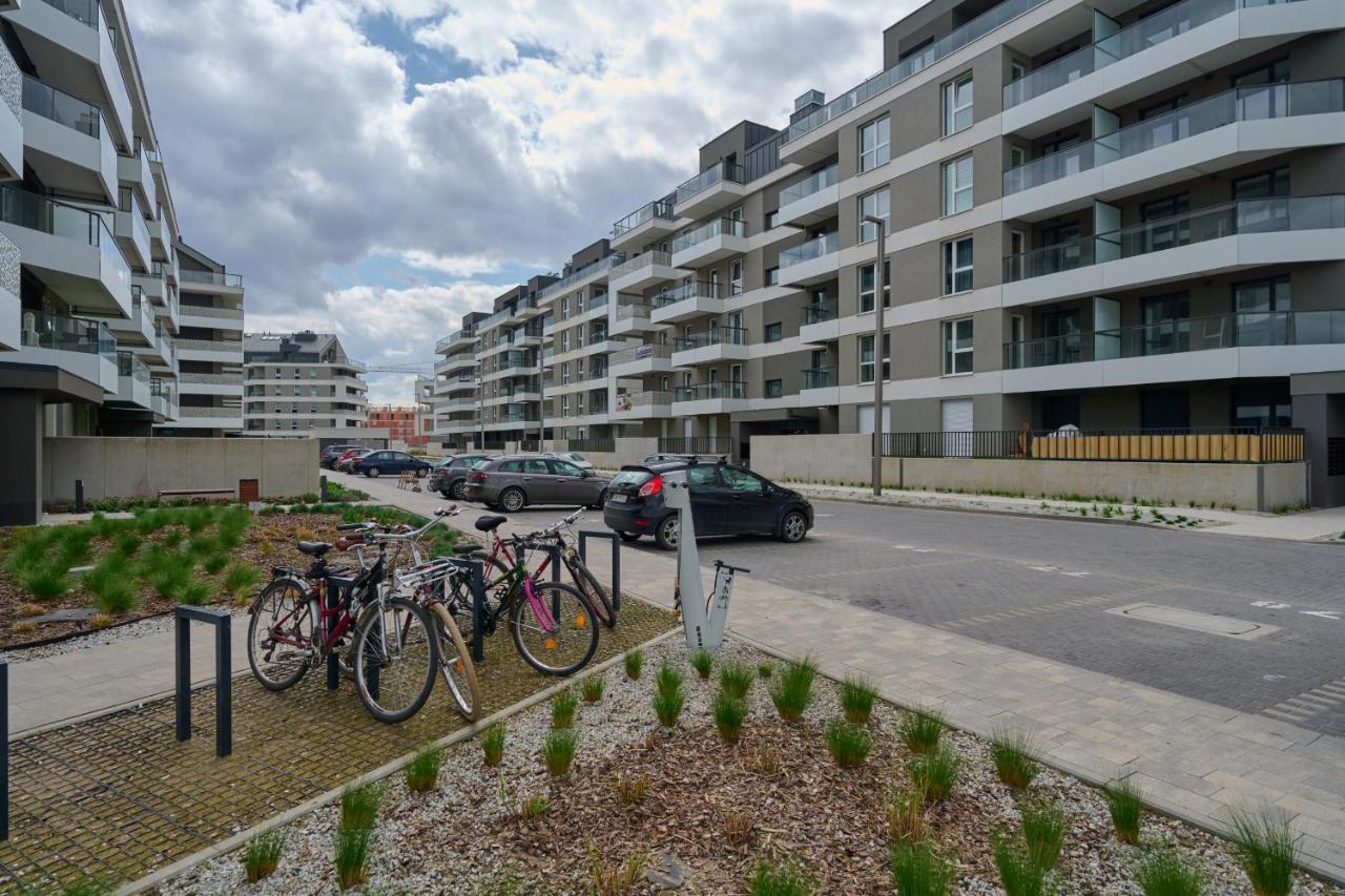 Apartment With 2 Bedrooms & Parking Wroclaw By Noclegi Renters المظهر الخارجي الصورة