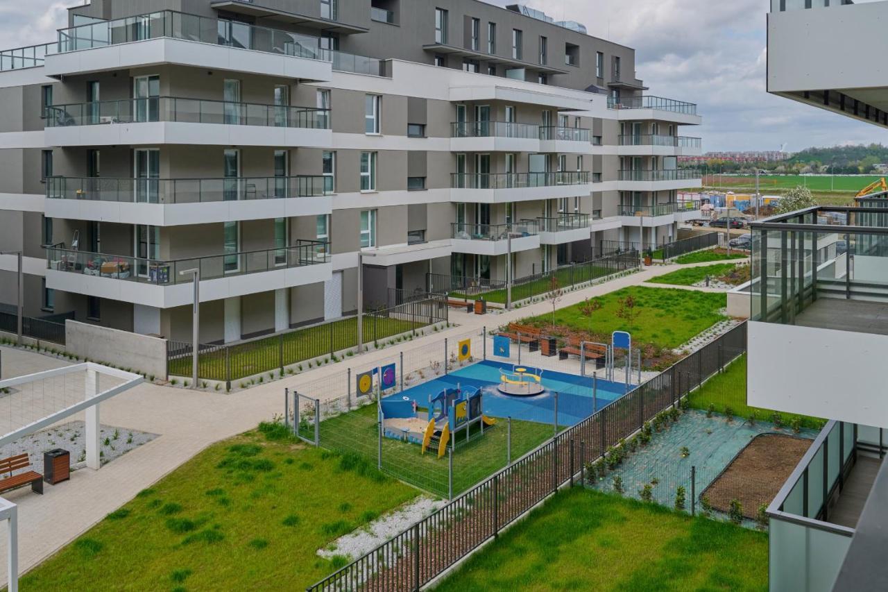 Apartment With 2 Bedrooms & Parking Wroclaw By Noclegi Renters المظهر الخارجي الصورة