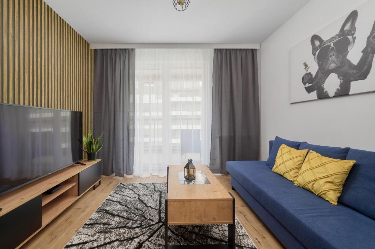 Apartment With 2 Bedrooms & Parking Wroclaw By Noclegi Renters المظهر الخارجي الصورة